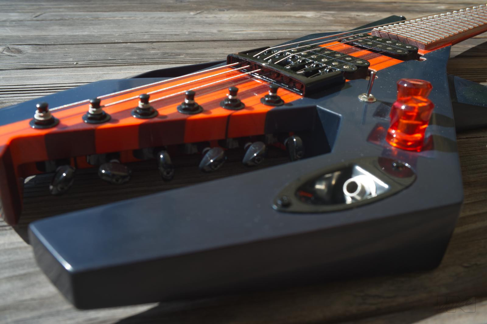 Piranha guitar