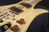 Manta guitar