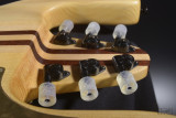 Manta guitar